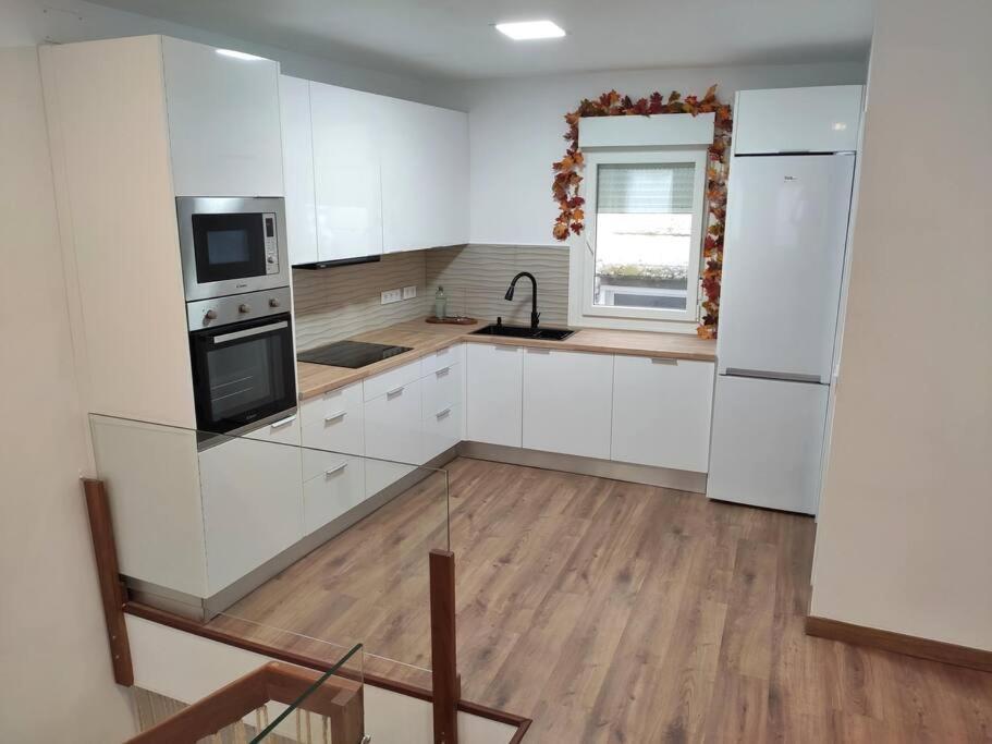 Appartamento Duplex En El Corazon Del Casco Vello Vigues Vigo Esterno foto